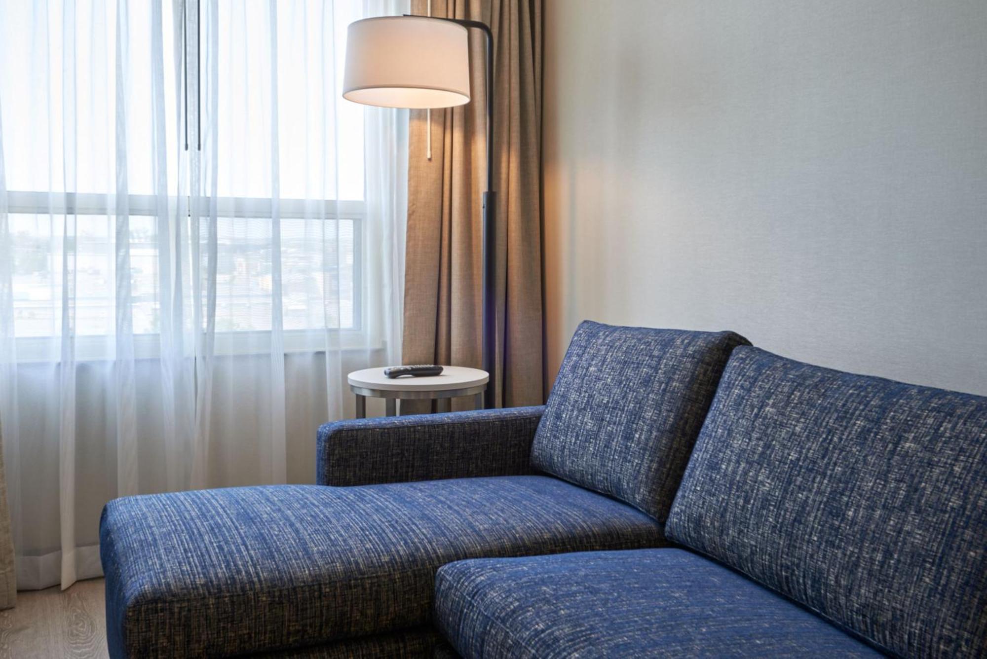 Holiday Inn & Suites Ottawa Kanata By Ihg Εξωτερικό φωτογραφία