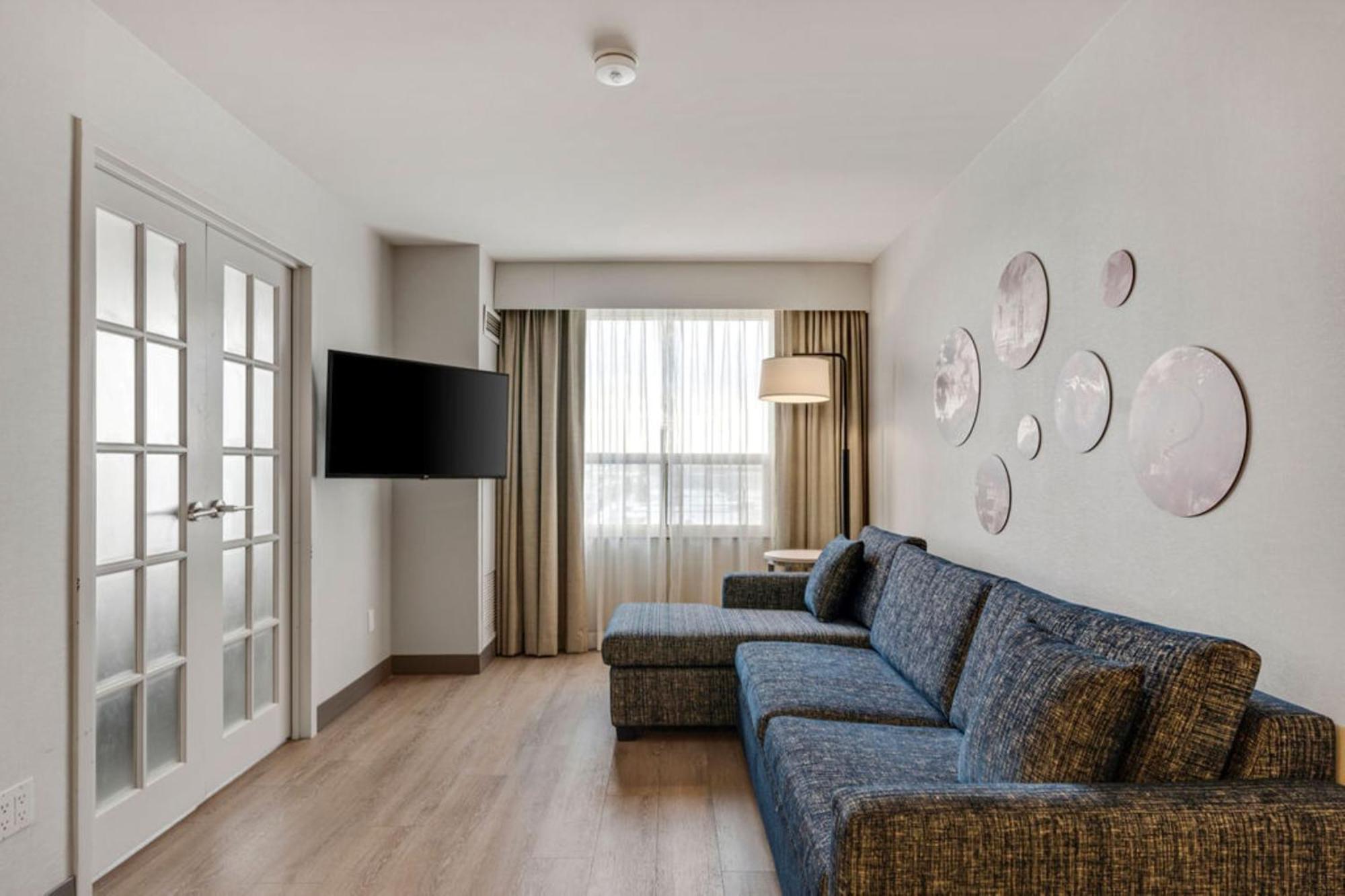 Holiday Inn & Suites Ottawa Kanata By Ihg Εξωτερικό φωτογραφία