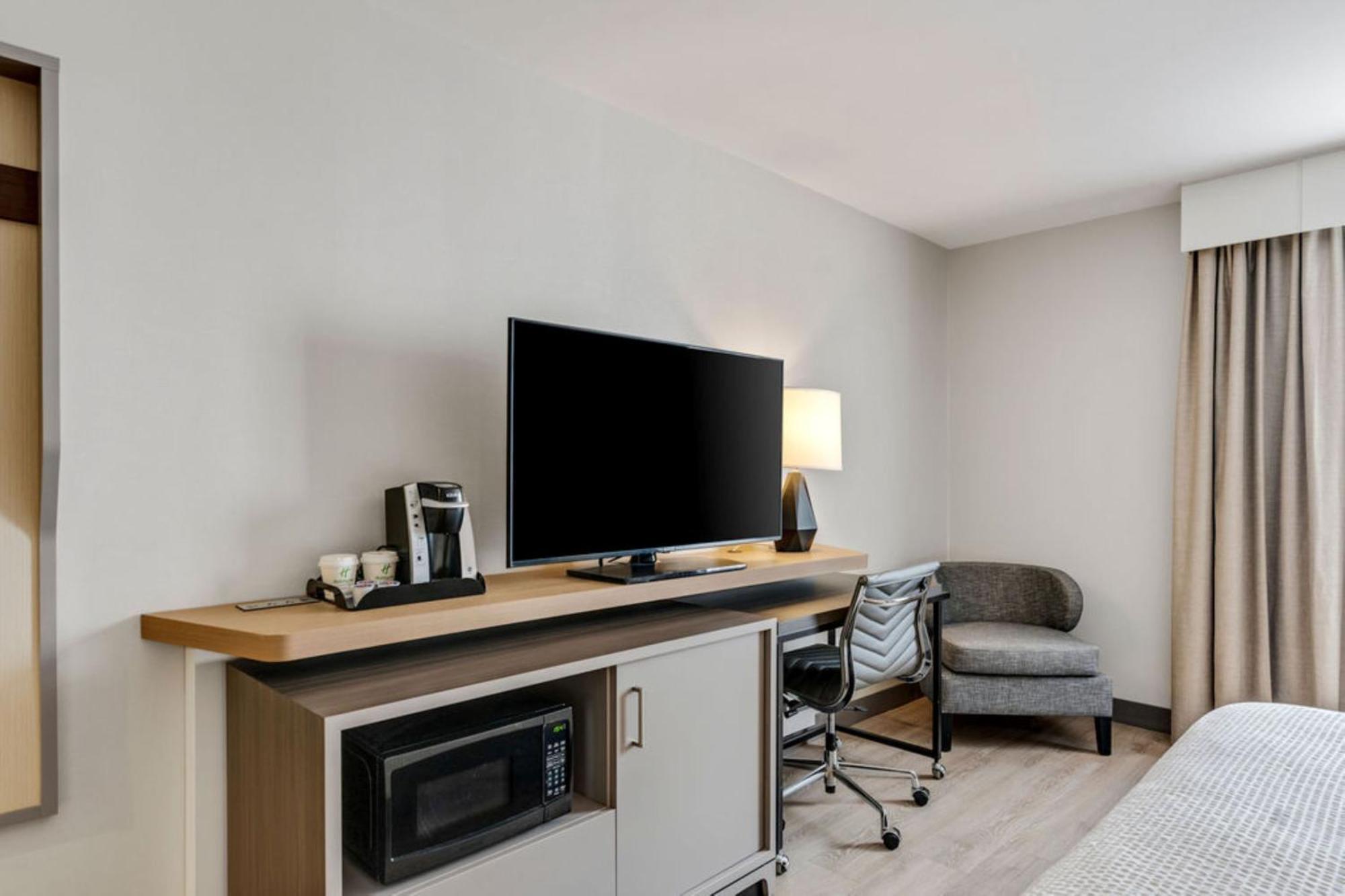 Holiday Inn & Suites Ottawa Kanata By Ihg Εξωτερικό φωτογραφία