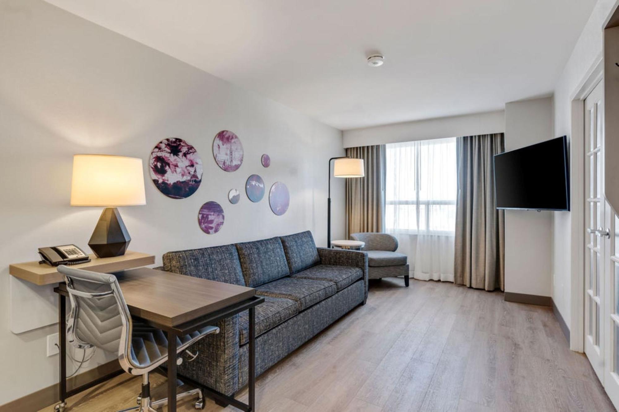Holiday Inn & Suites Ottawa Kanata By Ihg Εξωτερικό φωτογραφία
