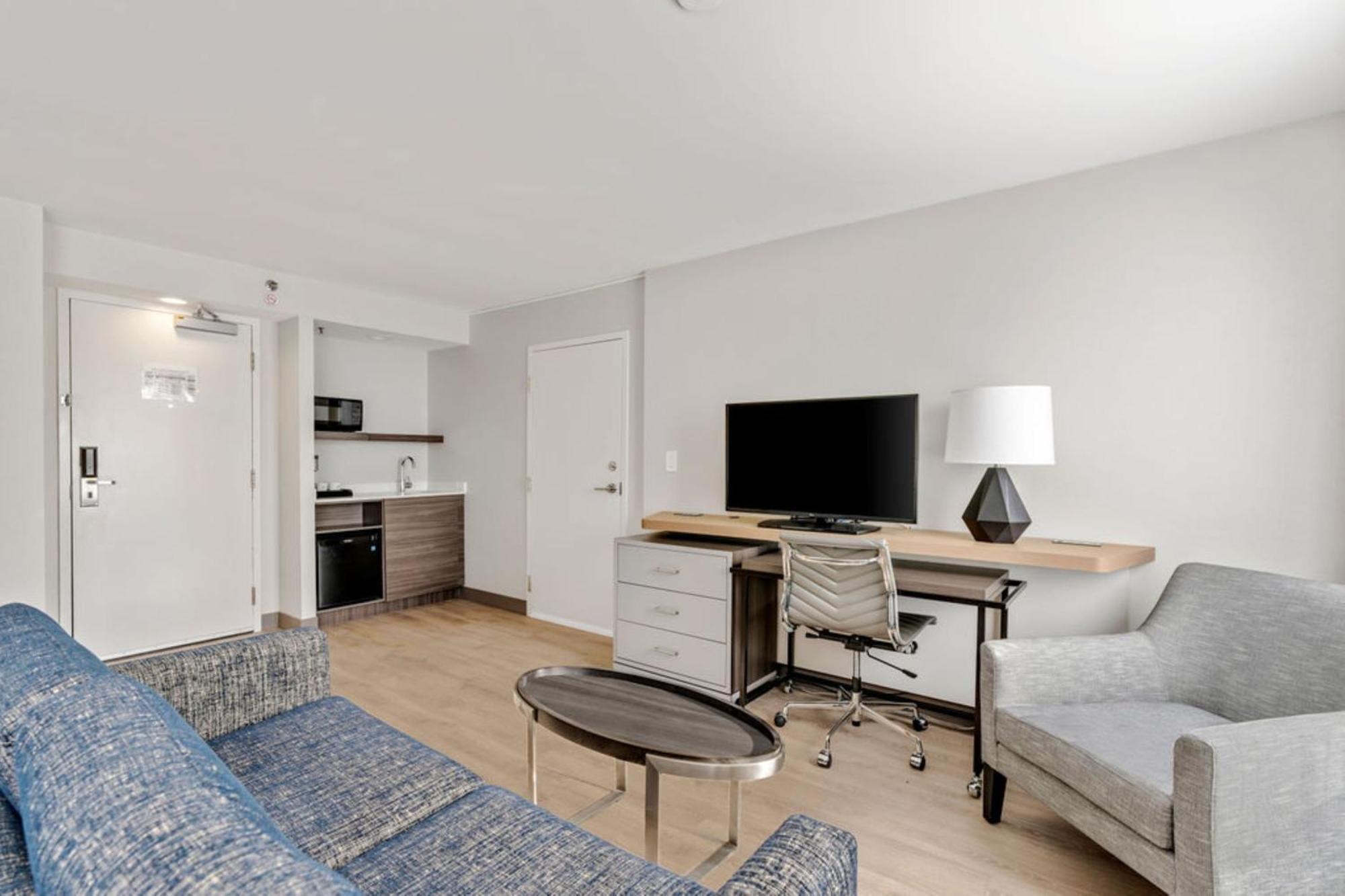 Holiday Inn & Suites Ottawa Kanata By Ihg Εξωτερικό φωτογραφία