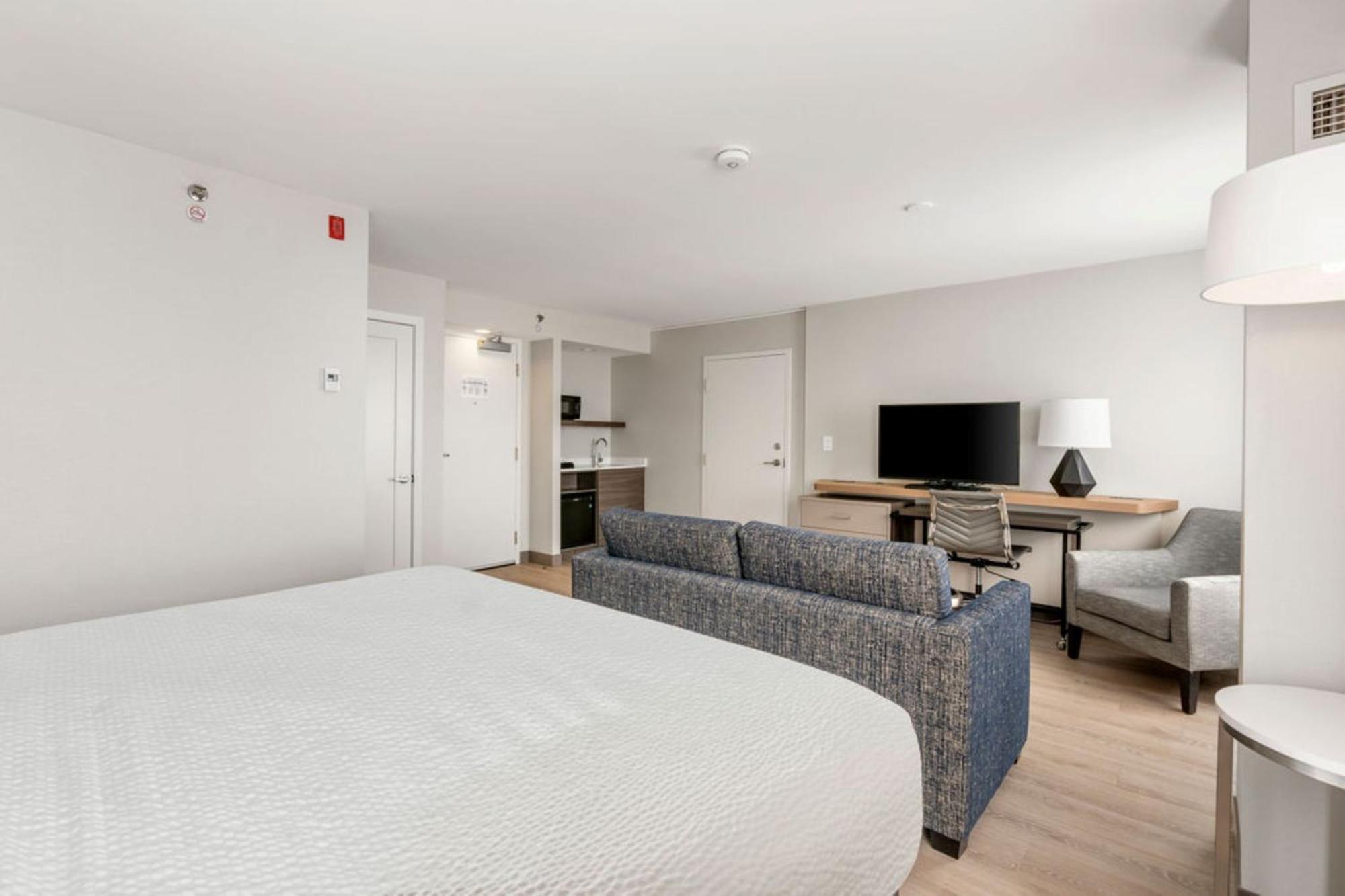 Holiday Inn & Suites Ottawa Kanata By Ihg Εξωτερικό φωτογραφία